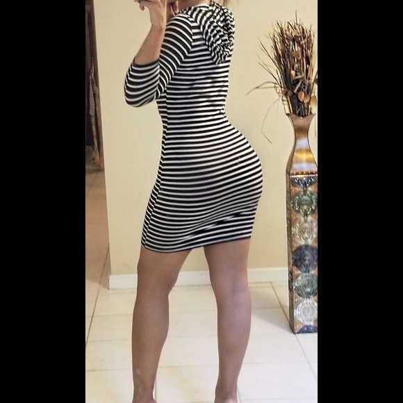 Fashion Nova Dresses & Skirts - NWOT FASHION NOVA STRIPED HOODIE DRESS Fashion Nova Dresses & Skirts - NWOT FASHION NOVA STRIPED HOODIE DRESS